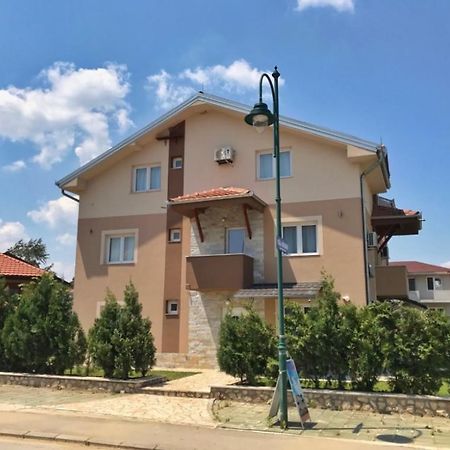Apartmani Novak - Srebrno jezero Veliko Gradište Exteriér fotografie